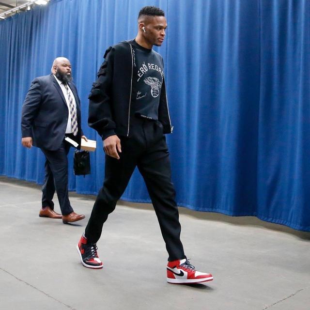 布莱恩特伤 布莱恩特伤